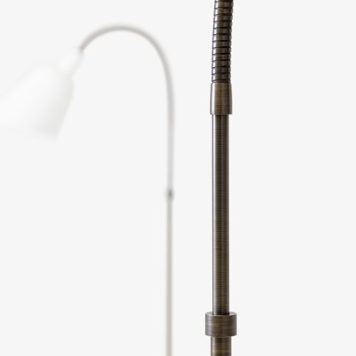 Bellevue Floor Lamp AJ7 - Gessato Design Store