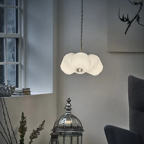 Le Klint The Bouquet Chandelier - Medium - 3 Shades - Gessato Design Store