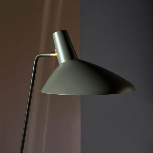 Tripod Floor Lamp HM8 - Gessato Design Store