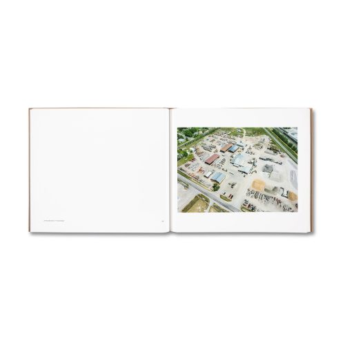 Topographies: Aerial Surveys of the American Landscape - Gessato Design Store