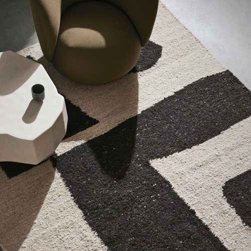 Piece Rug Off-white/Coffee - Gessato Design Store