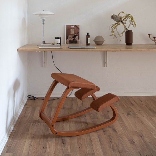 Variable™ Balans® Kneeling Chair - Oxide - Gessato Design Store