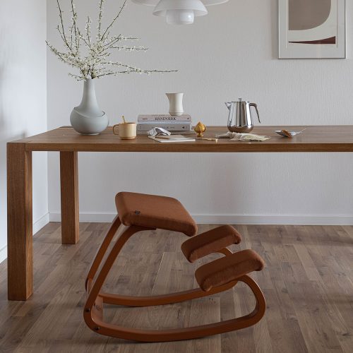 Variable™ Balans® Kneeling Chair - Oxide - Gessato Design Store