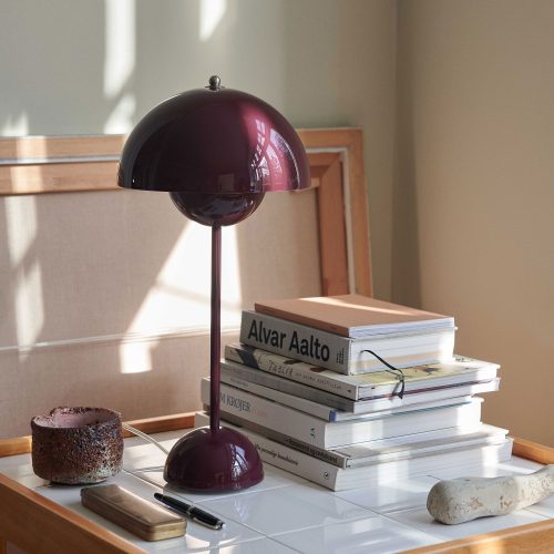 Flowerpot VP3 Table Lamp - Gessato Design Store