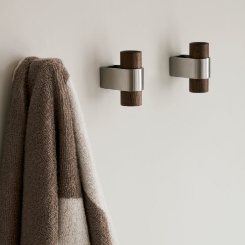 Dowel Walnut Hooks - Set o 2 - Gessato Design Store