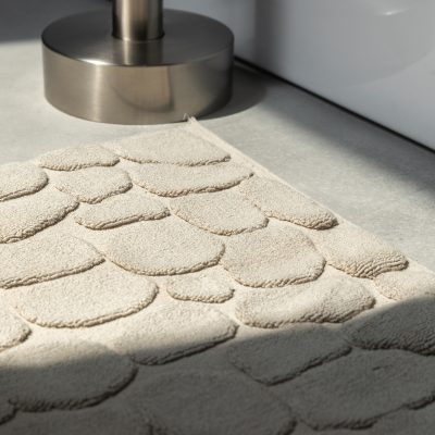 Ishikoro Pebble Bath Mat, Light Grey - Gessato Design Store