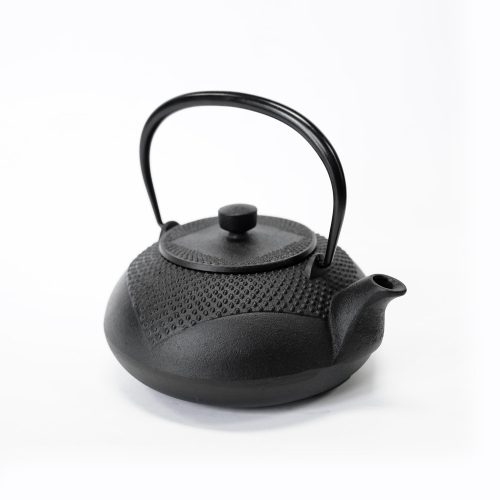 Square Maru Arare Nambu Tekki Iron Kettle - Gessato Design Store