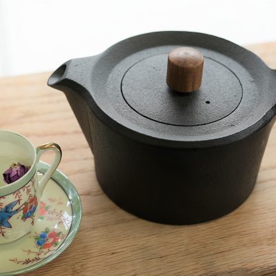 Swallow Pot Nambu Tekki Iron Kettle - Gessato Design Store