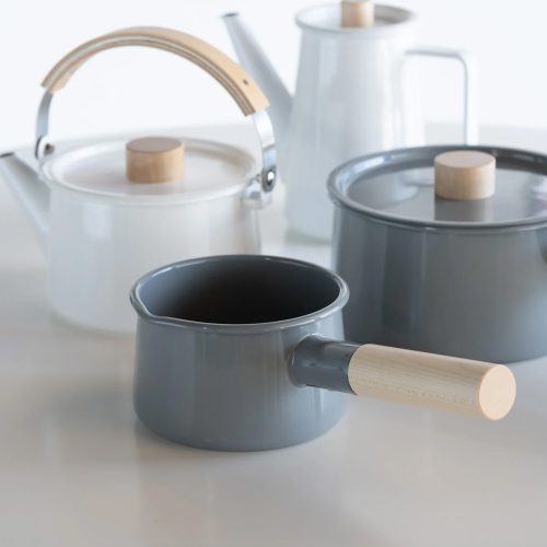 Kaico Enamel Milk Pan with Wooden Handle, Gray - Gessato Design Store