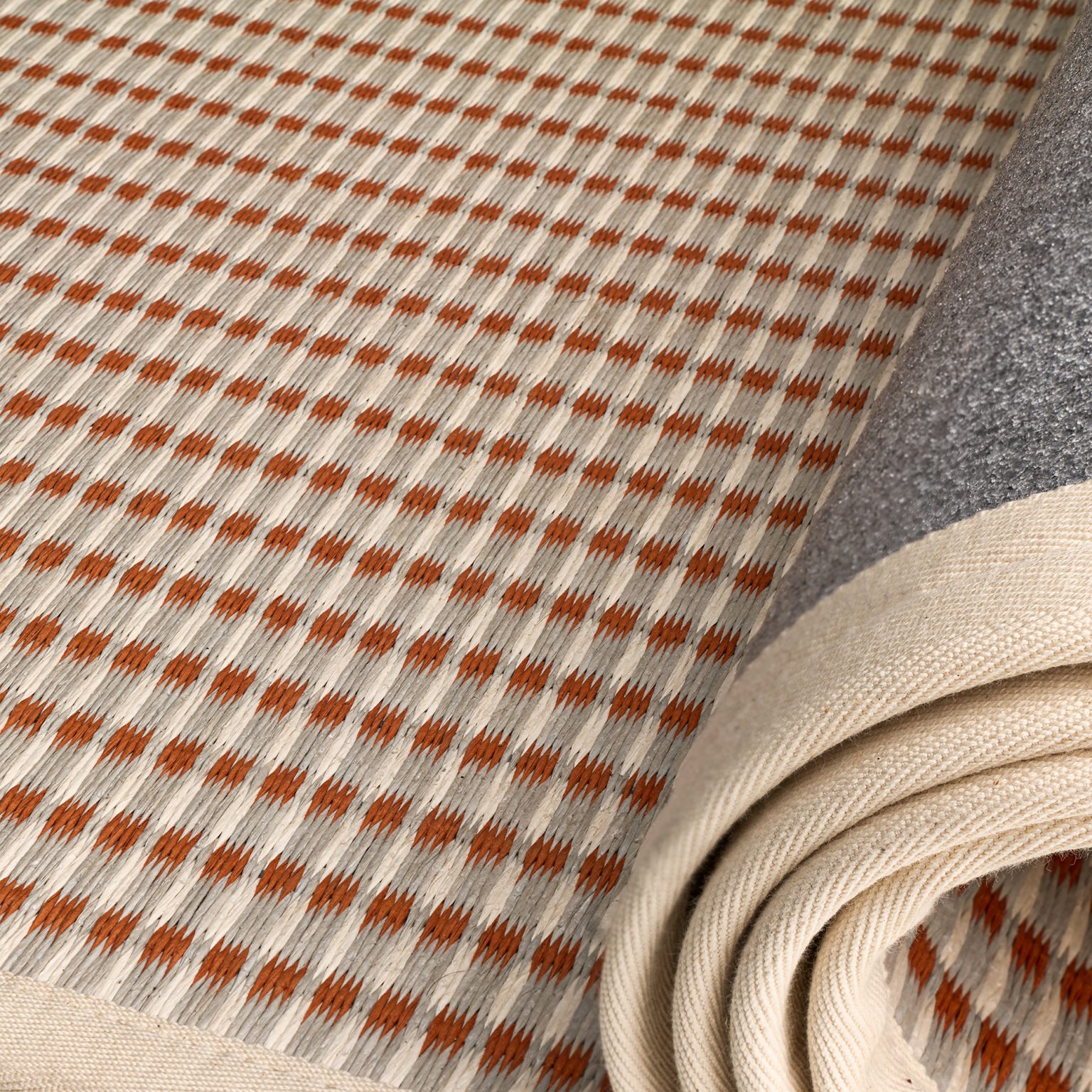 Karakter - Shuttle Rug | Gessato Design Store