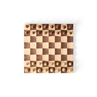Wobble Chess Set - Gessato Design Store