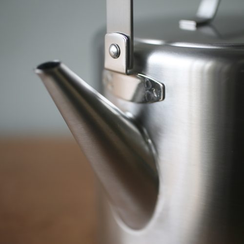 Stainless Steel Straight Kettle 2-Liter - Gessato Design Store