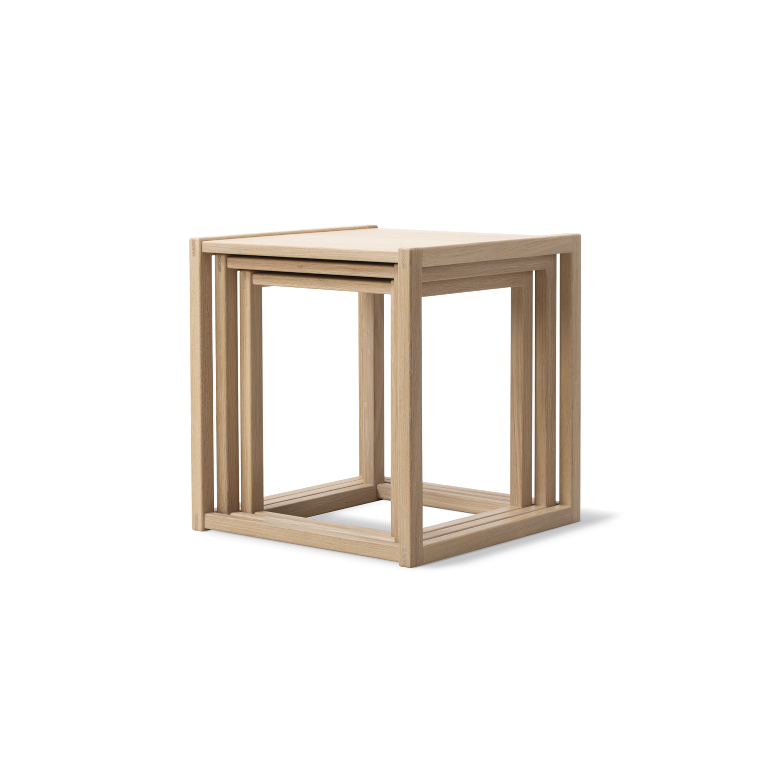 Fredericia - BM375 Nesting Tables | Gessato Design Store