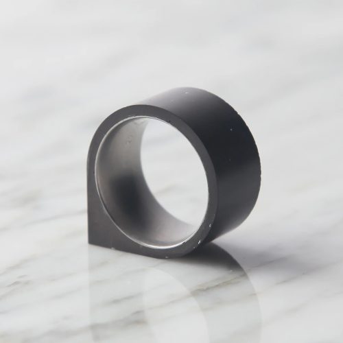 Corner Concrete Ring, Dark Grey - Gessato Design Store