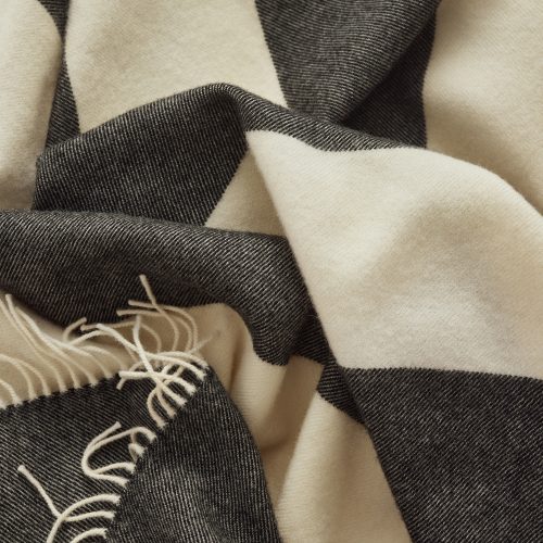 Silkeborg Uldspinderi The Sweater Throw - Gessato Design Store