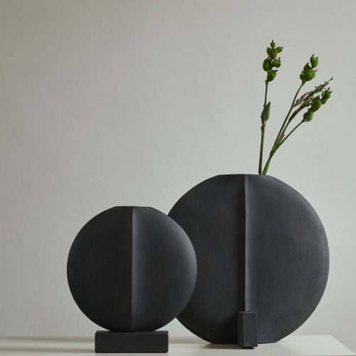 Guggenheim Vase, Black - Gessato Design Store