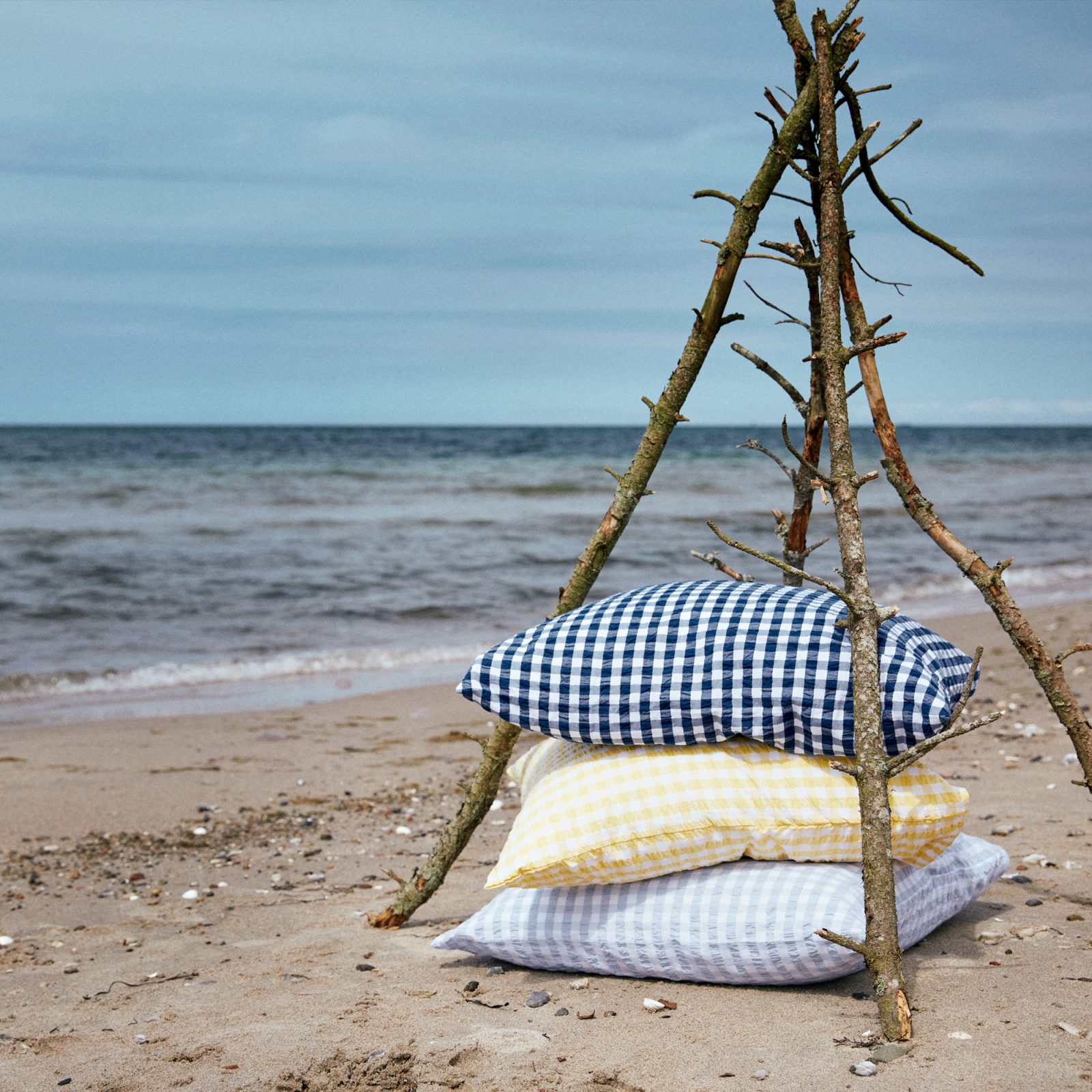 シーツ・カバー juna JUNA - JUNA Bæk&Bølge Duvet Cover Set, Dark Blue/White | Gessato
