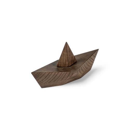 admiral-paper-boat-sculpture-9