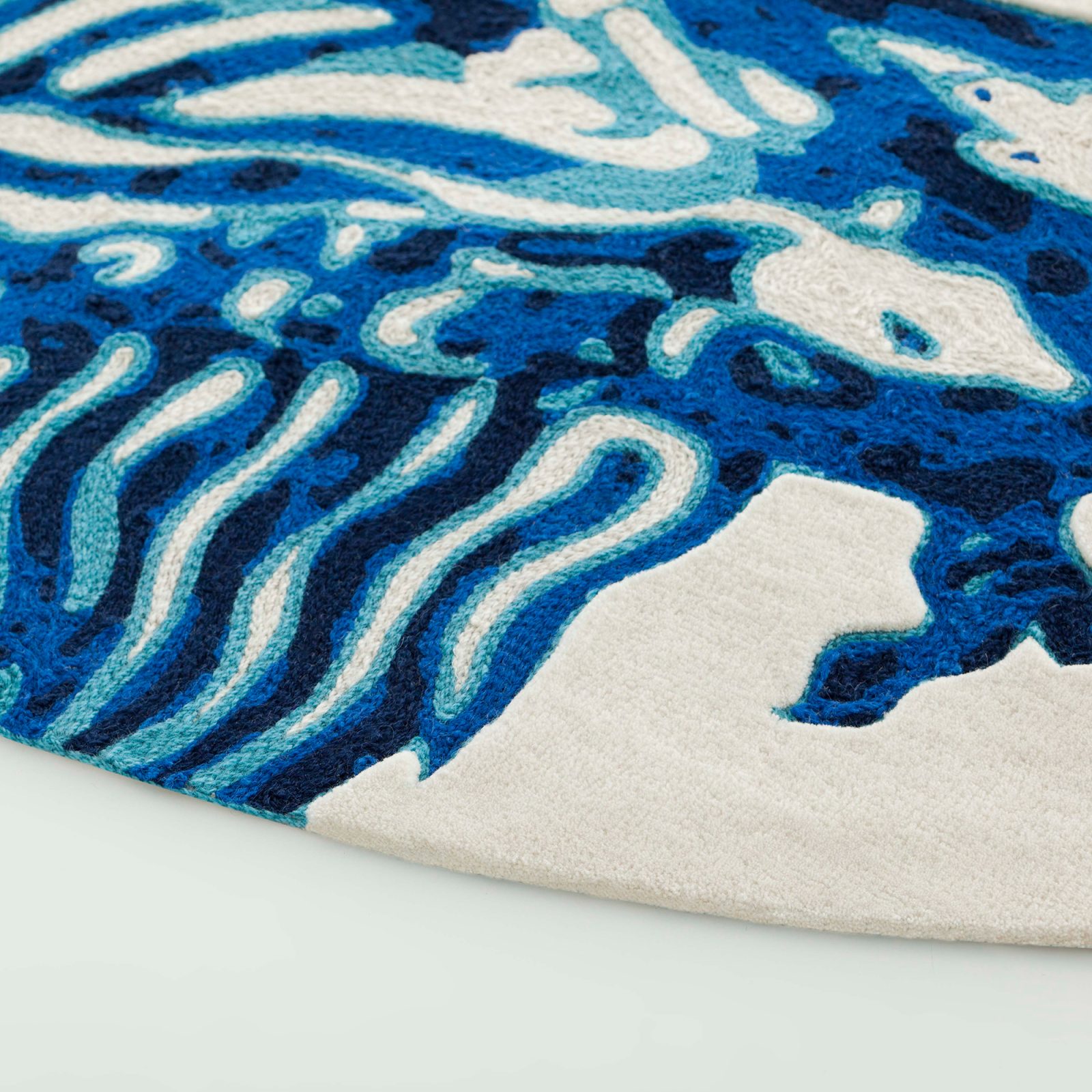 GAN Rugs - Chain Stitch Blue China Rug | Gessato Design Store