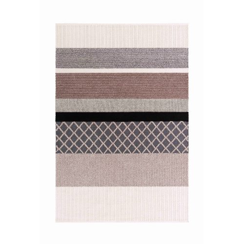 mangas-outdoor-rug-2