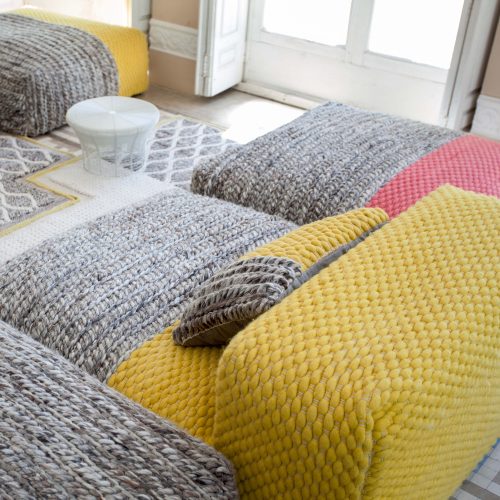 mangas-spaces-plait-cushion-2