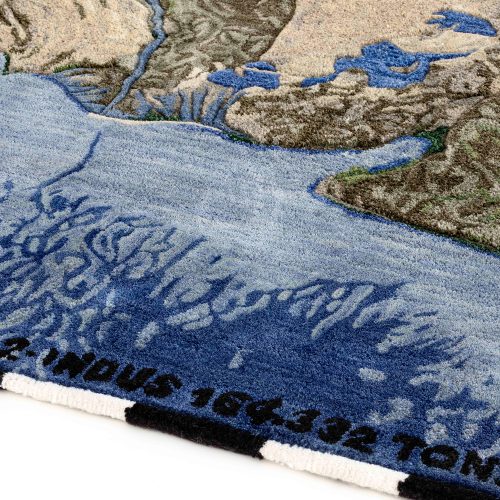 plastic-rivers-indus-rug-4