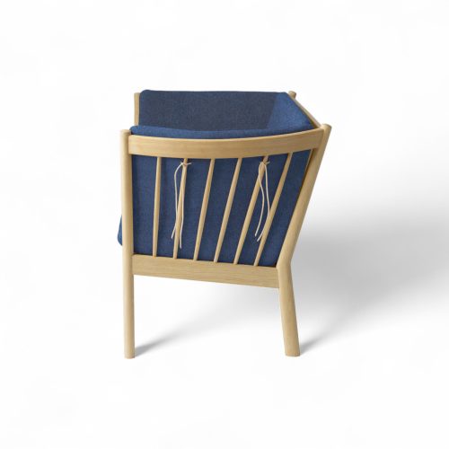 j148-2-seater-sofa-gessato-19