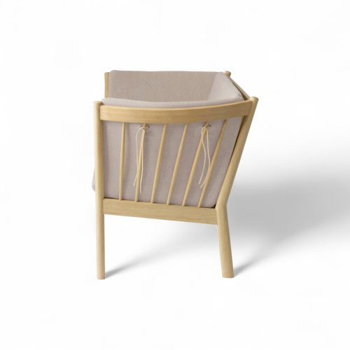 j148-2-seater-sofa-gessato-25