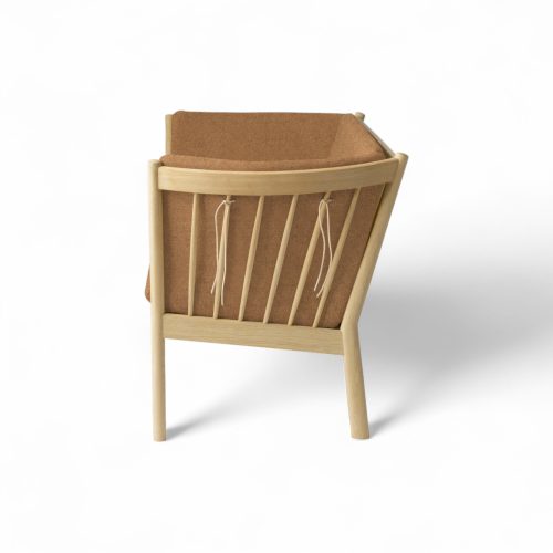 j148-2-seater-sofa-gessato-43