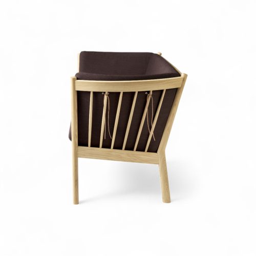 j149-3-seater-sofa-gessato-3