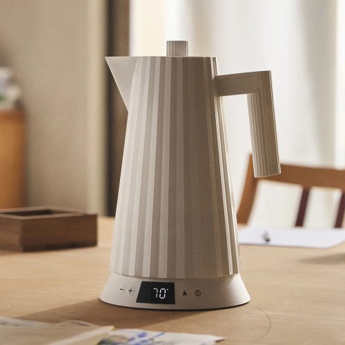 alessi-plisse-electric-kettle-us-plug-gessato-6