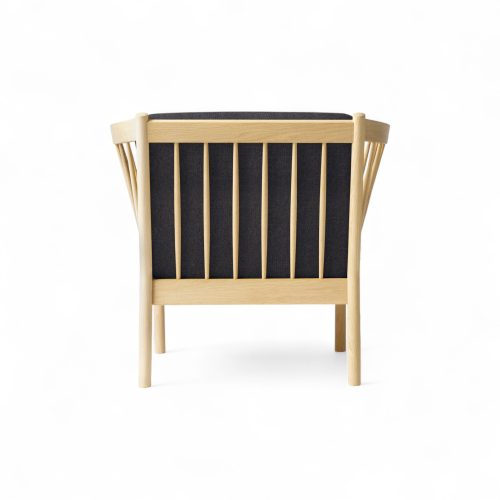 fdb-mobler-j146-armchair-gessato-19