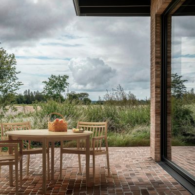 m27-round-outdoor-table-5