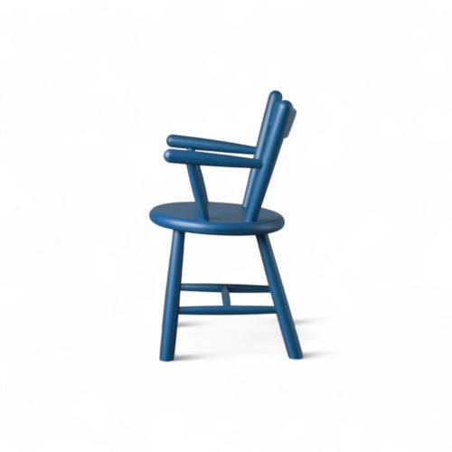 fdb-mobler-p9-childrens-chair-gessato-4