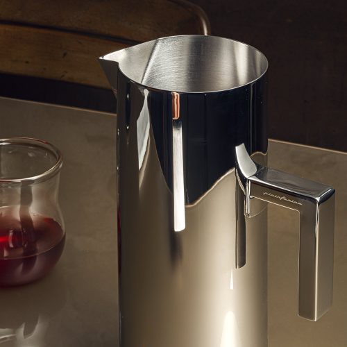 stile-water-pitcher-1