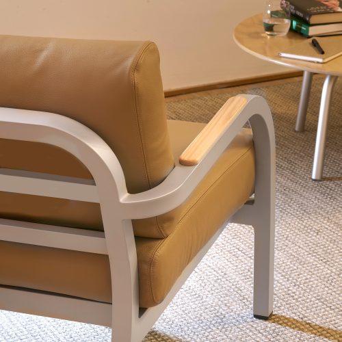 emeco-navy-lounge-armchair-hand-brushed-frame-gessato-6