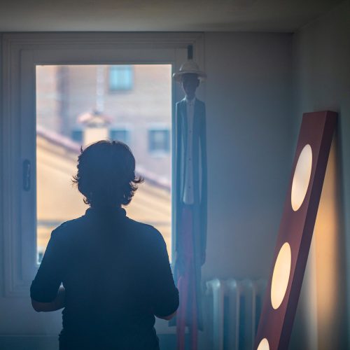 foscarini-dolmen-floor-lamp-gessato-4