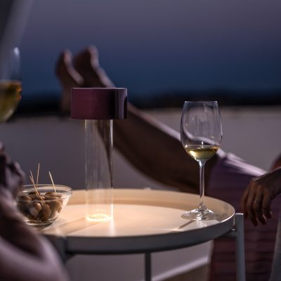 foscarini-fleur-vase-and-portable-lamp-gessato-3
