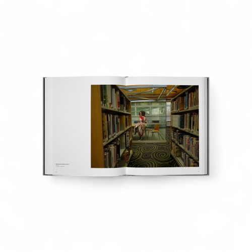 women-annie-leibovitz-two-volume-slipcase-gessato-12