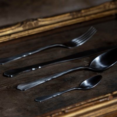 700-cutlery-1