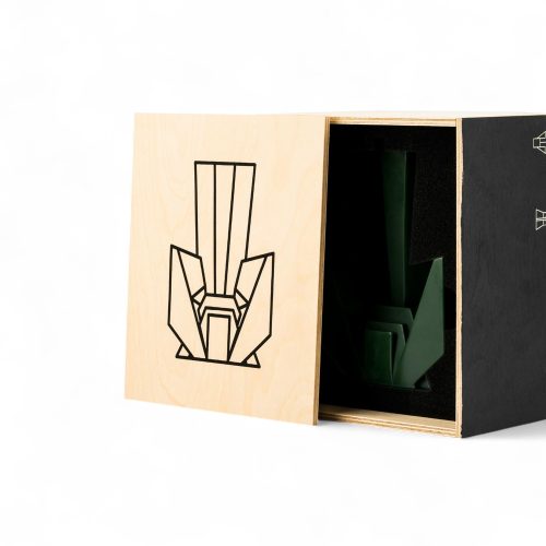 deconstructivism-candle-4-wild-growth-of-grass-green-gessato-4