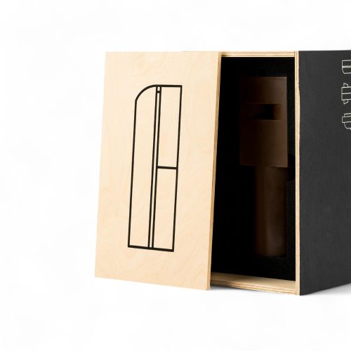 deconstructivism-candle-7-edible-books-brown-4