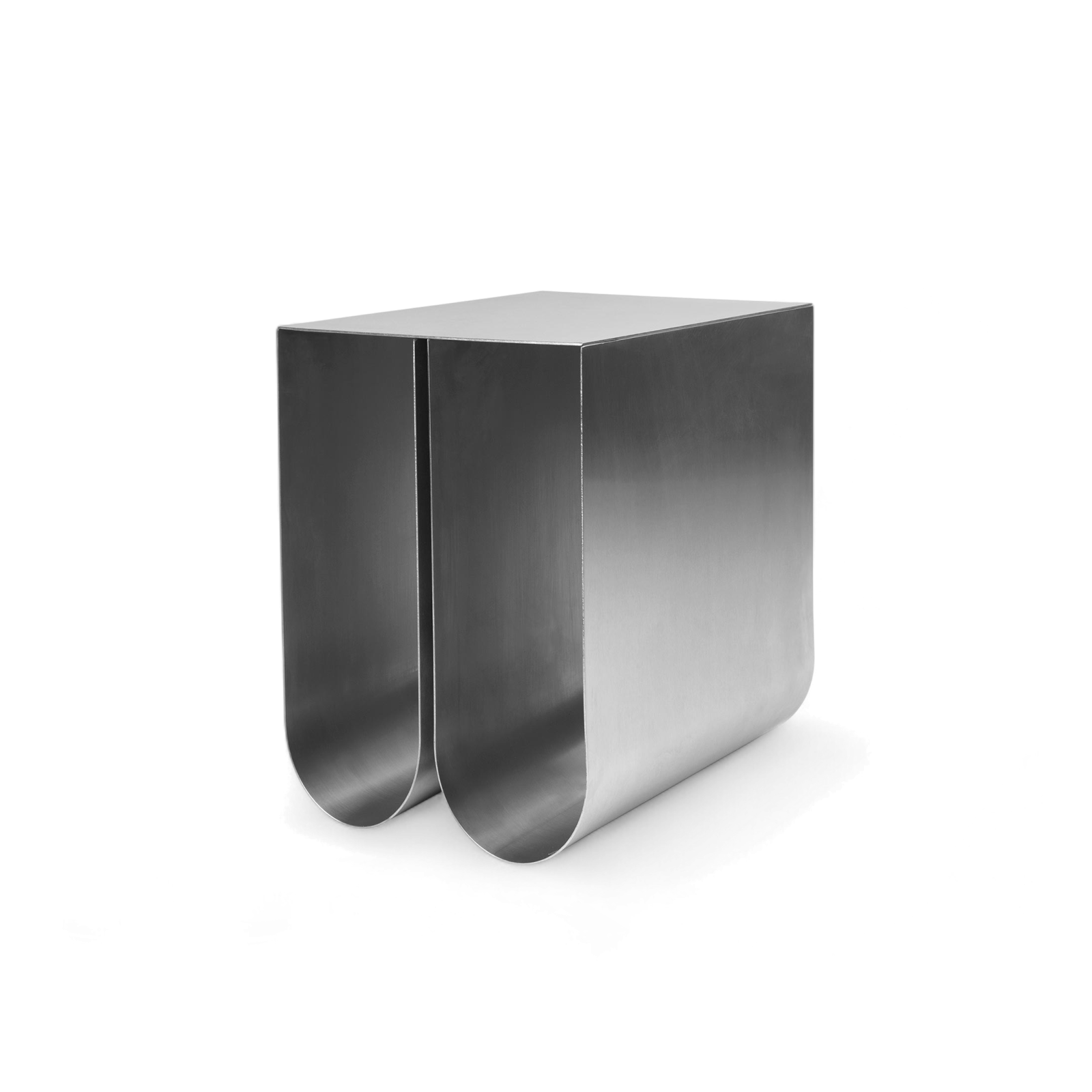 kiristina-dam-curved-side-table-gessato-1