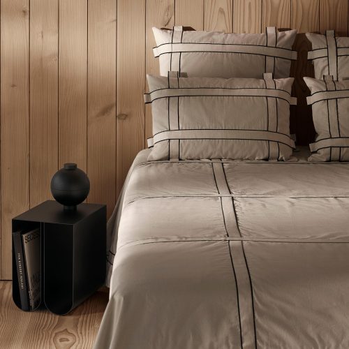 kiristina-dam-curved-side-table-gessato-8