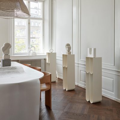 kristina-dam-curved-pedestal-gessato-8