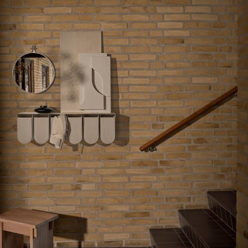 kristina-dam-curved-wall-shelf-gessato-8