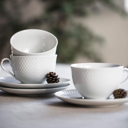 rhombe-tea-cup-with-matching-saucer-white-gessato-2