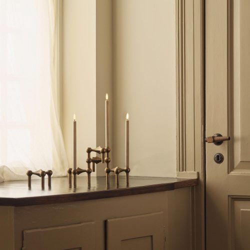 stoff-nagel-led-taper-candle-by-uyuni-lighting-set-of-2-gessato-6