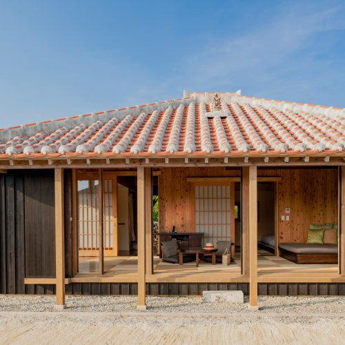 gestalten-remote-places-to-stay-volume-2-gessato-20