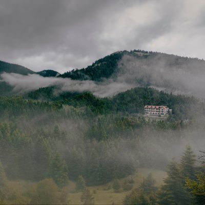 gestalten-remote-places-to-stay-volume-2-gessato-21